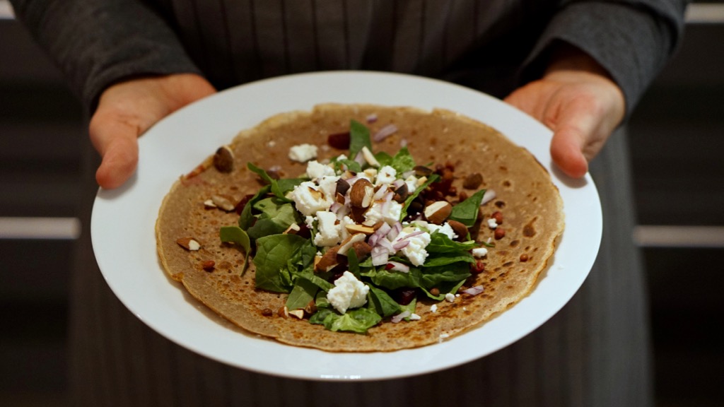 Matig pannkaka med vegetarisk fyllning